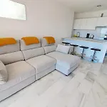 아파트 Beachside Bliss
